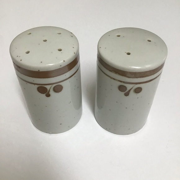 Otagiri Japan Brown Speckled Stoneware Salt & Pepper Shakers Boho Vintage Japan - Picture 1 of 13